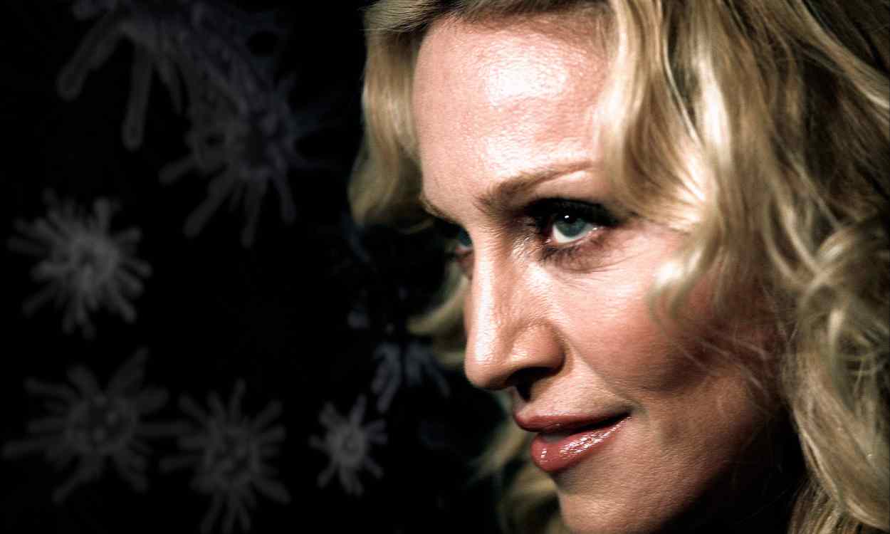 Madonna, ingresada en la UCI, suspende su gira