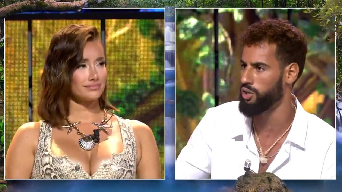 Adara Molinero y Asraf Beno, en el debate final de 'Supervivientes 2023'. Telecinco