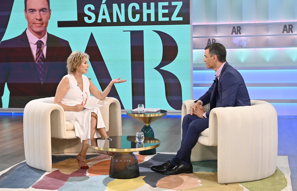 Sánchez y Ana Rosa. Mediaset