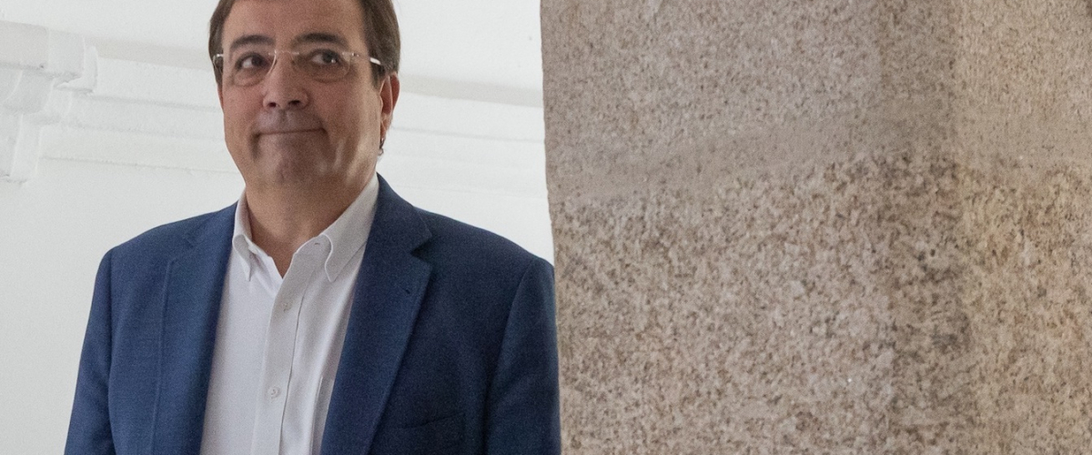 El mundo de la política despide a Fernández Vara: "Una pérdida enorme para este país"