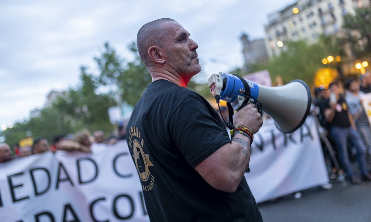 Un juez condena a Desokupa a pagar casi 6.000 euros a un activista por la vivienda. EP.