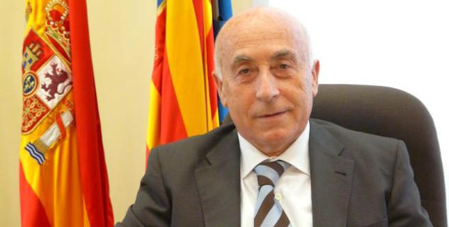 El ‘último superviviente’ del PP valenciano: de jefe falangista a 'Defensor del Pueblo'