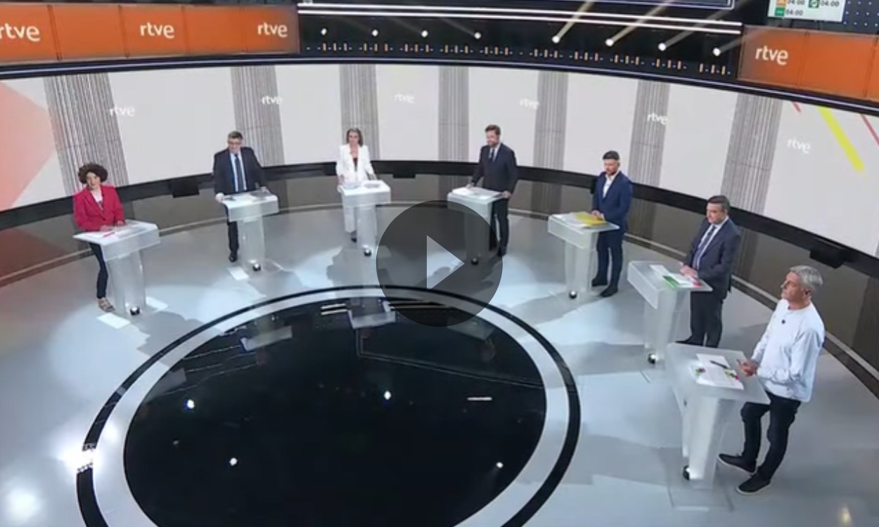 Debate a siete en la cadena pública