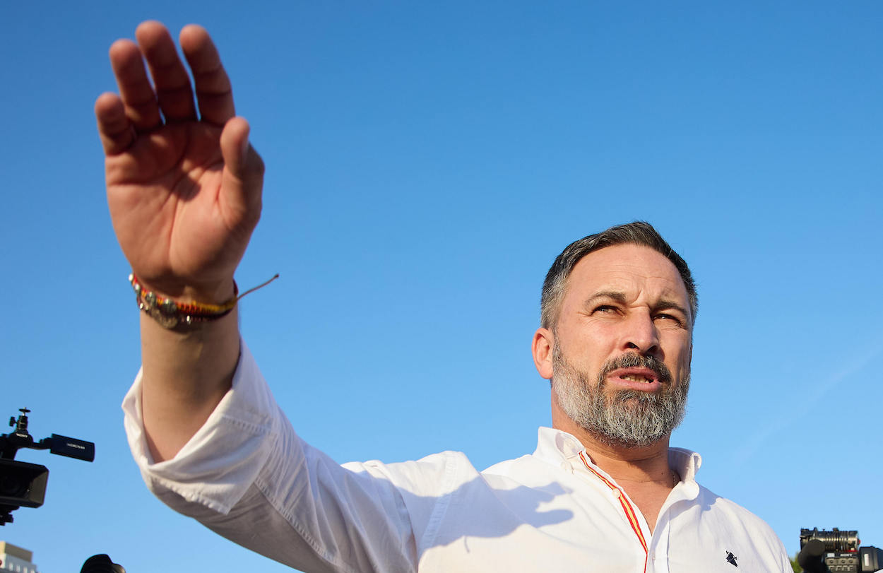 El líder ultra Santiago Abascal, en el cierre de la campaña de Vox en Madrid. JESÚS HELLÍN/EP