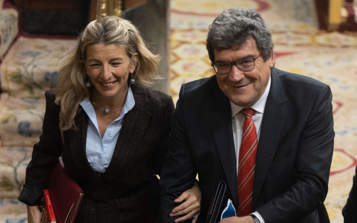 Yolanda Díaz, ministra de Trabajo, y José Luis Escrivá, ministro de Seguridad Social. EP