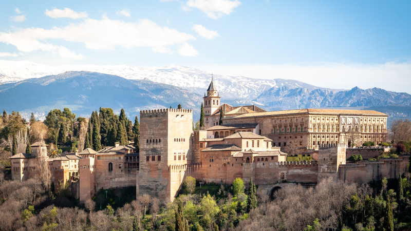 La Alhambra de Granada de Dimitry B para Unsplash