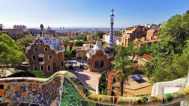 Imagen del Parque Güell de Barcelona, de Dorian D1 en Unsplash