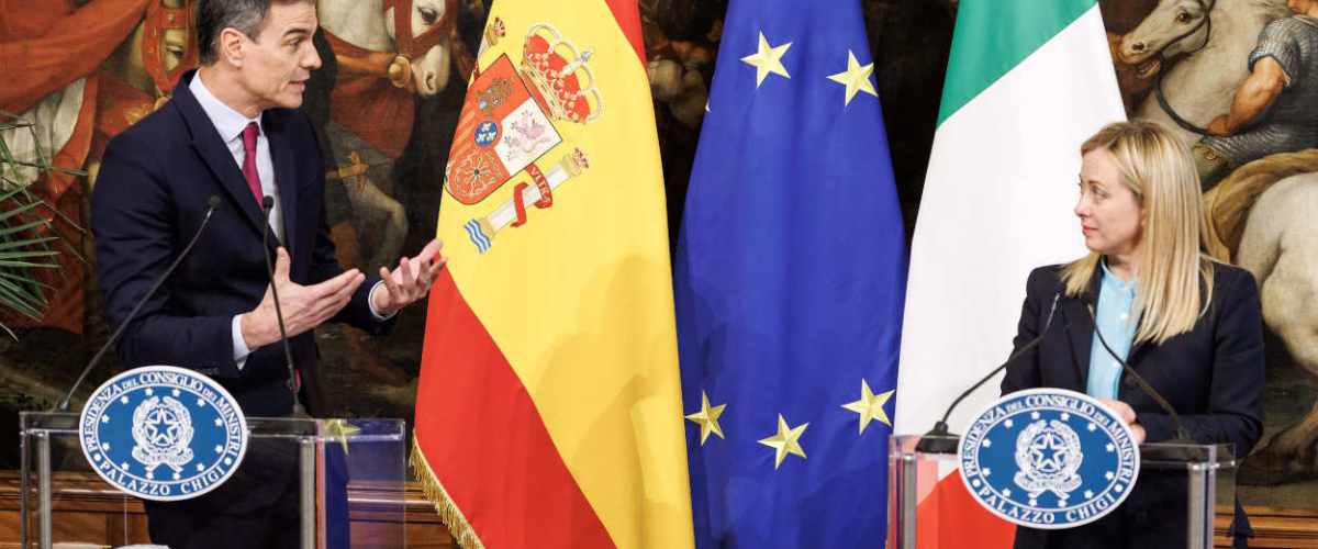 Meloni da la sorpresa y copia el impuesto extraordinario a la banca de