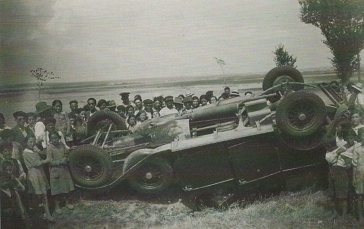 El coche oficial que arrolló a dos ciclistas, falleciendo uno de ellos, podría haber sido conducido por el propio dictador.