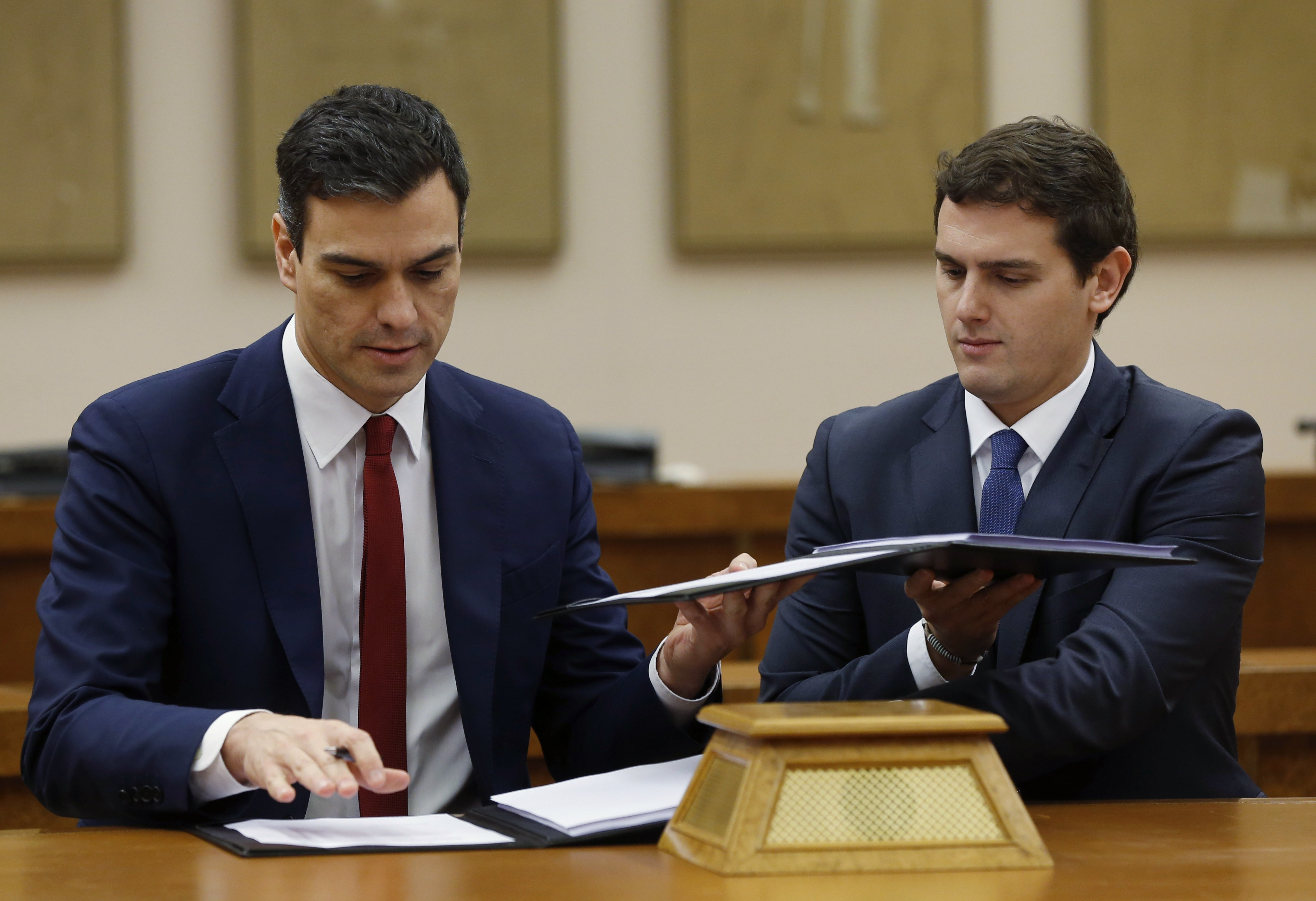 Pedro Sánchez y Albert Rivera en una imagen de archivo. 