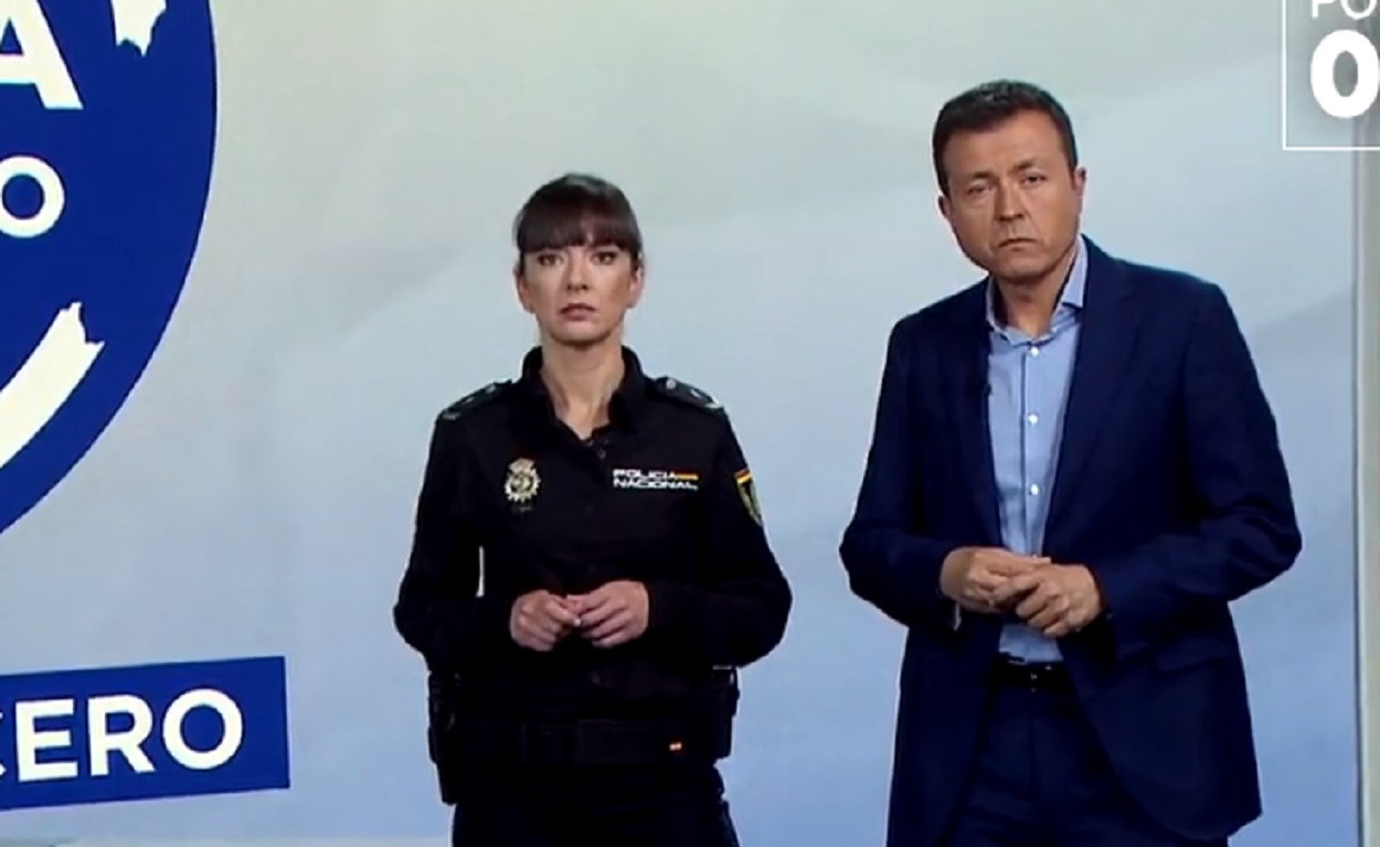 La Policía Nacional y Manu Sánchez denuncian la violencia machista en 'Antena 3 Noticias'. Policía Nacional
