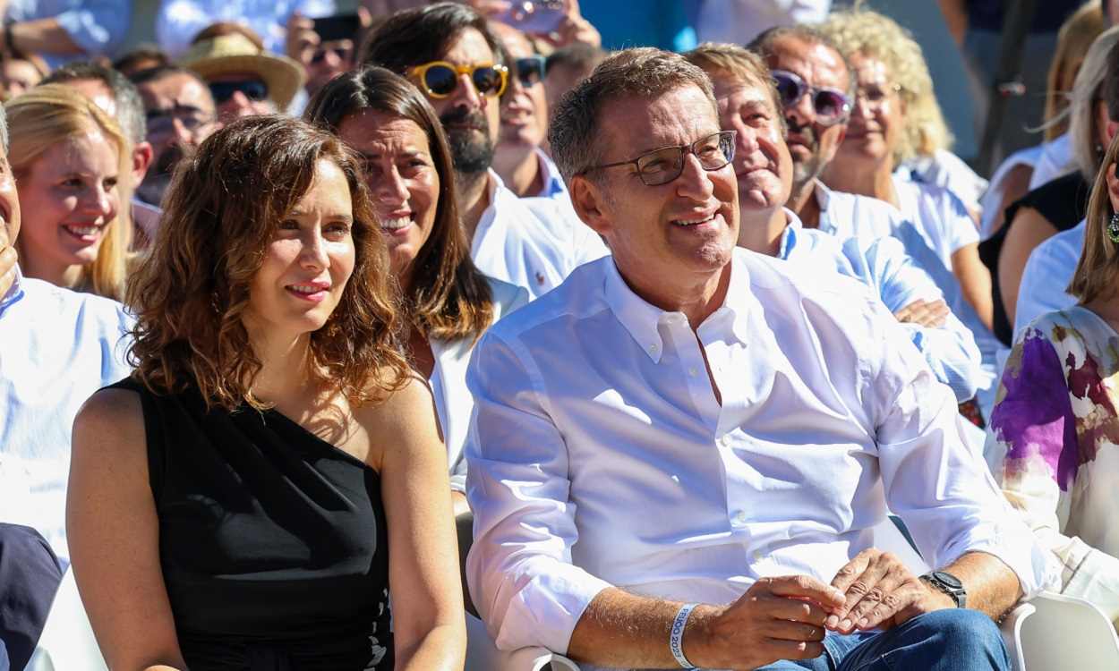 Isabel Díaz Ayuso, presidenta de la Comunidad de Madrid, y Alberto Núñez Feijóo, líder del PP. EP