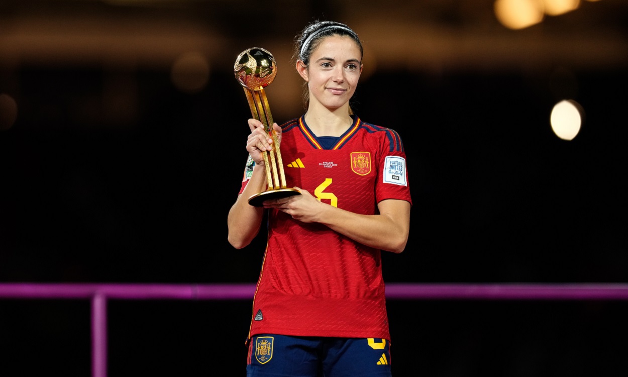Aitana Bonmatí tras ganar el mundial. EP