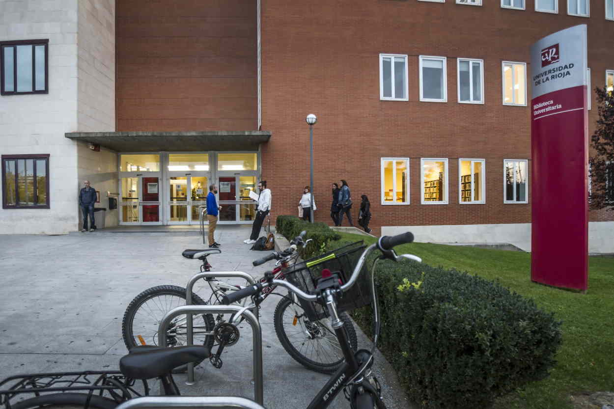 Fachada de la Universidad de La Rioja. EP