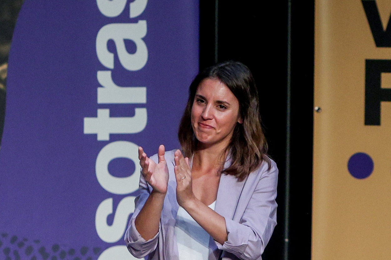 La ministra de Igualdad, Irene Montero, durante un acto de Podemos, en el Teatro Fernando de Rojas.  Ricardo Rubio / Europa Press