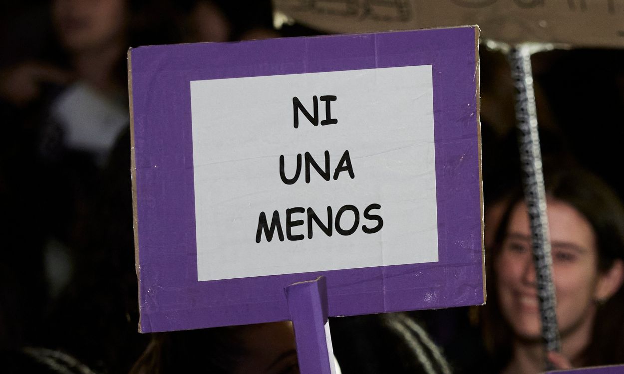 Pancarta contra la violencia de género en una manifestación feminista del 8 de Marzo. EP.