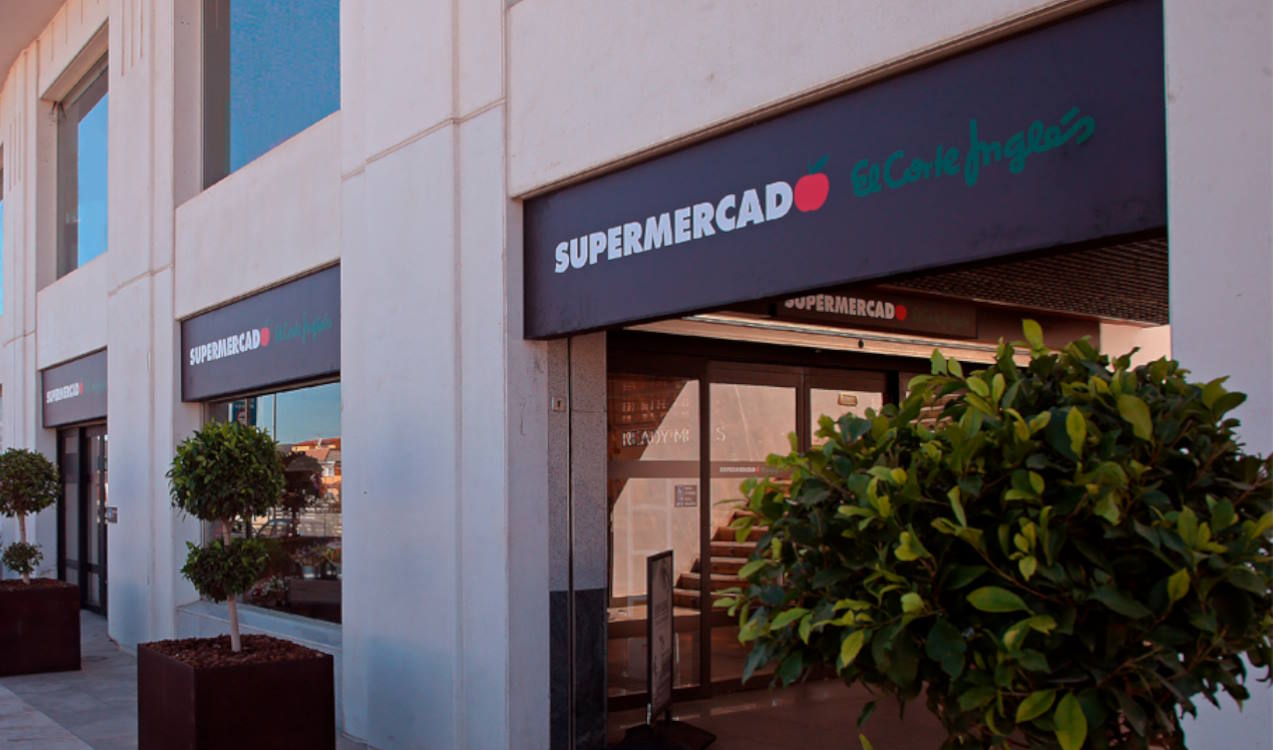 Primer Supermercado El Corte Inglés situado a pie de calle en Sotogrande (Cádiz)