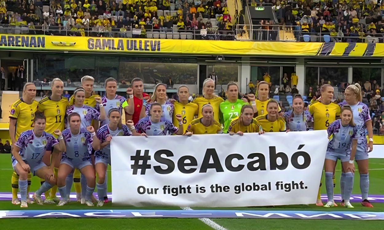 La Selección Femenina de Suecia se solidariza con las campeonas del mundo en la UEFA Nations League. RTVE.