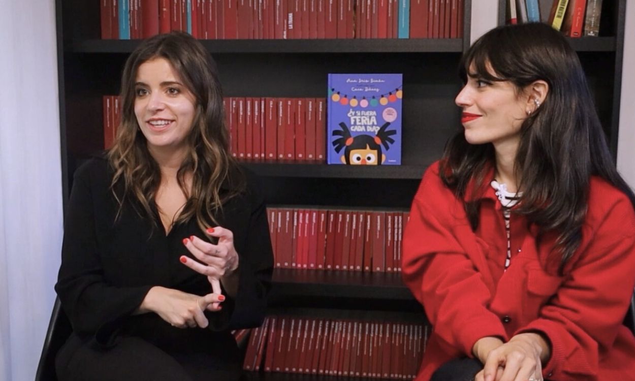 Ana Iris Simón y Coco Dávez, autoras del libro '¿Y si fuera feria cada día?'. ElPlural.com.