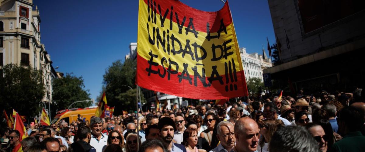 Acoso a periodistas en el mitin del PP contra Pedro Sánchez