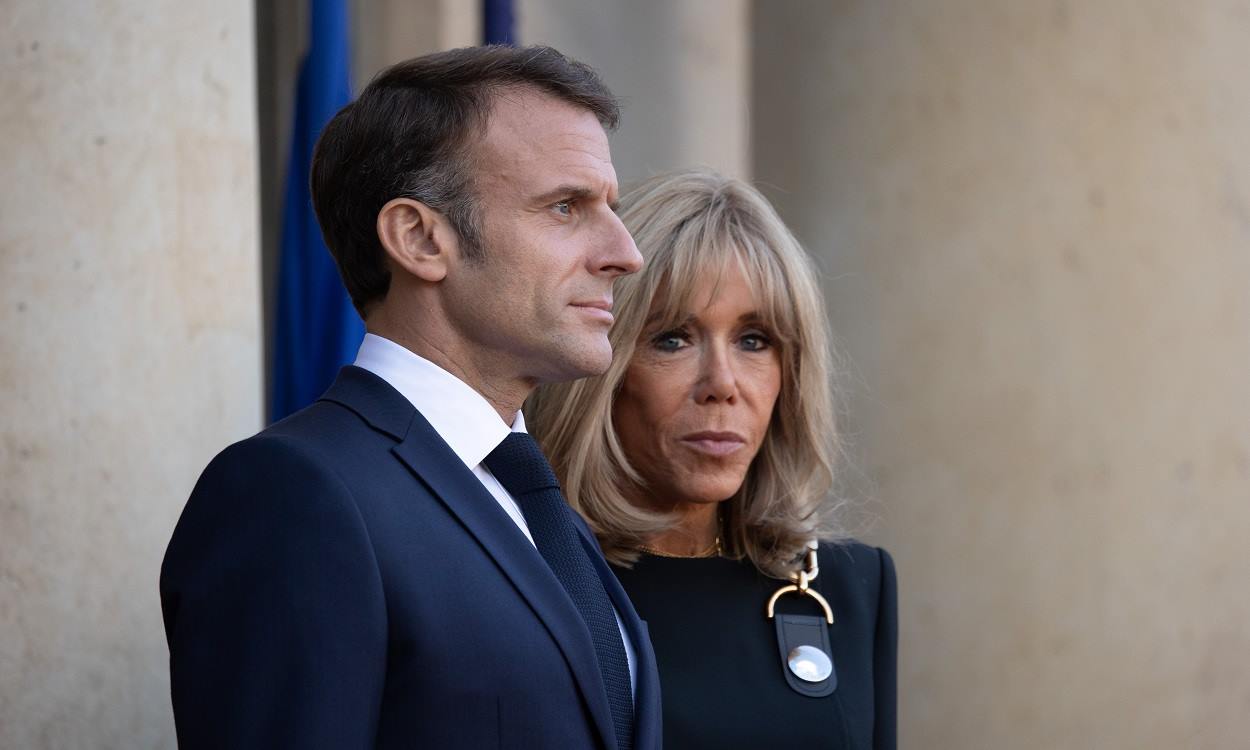 El primer ministro de Francia y su mujer, Emmanuel y Brigitte Macron. EP