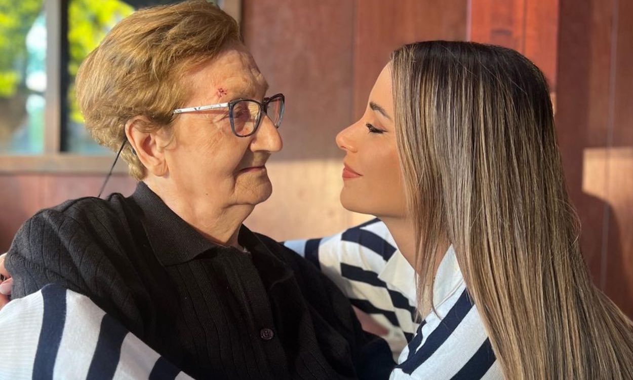Muere la abuela nonagenaria de Cristina Porta dos horas después de estar juntas. Instagram