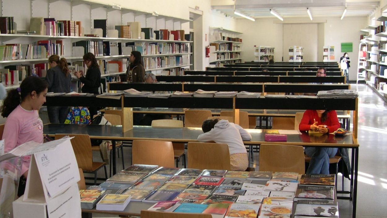 La biblioteca de Burriana (Castellón, Comunidad Valenciana). EP.