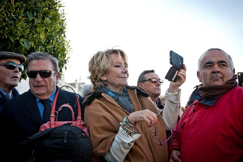 Esperanza Aguirre en Véjer.