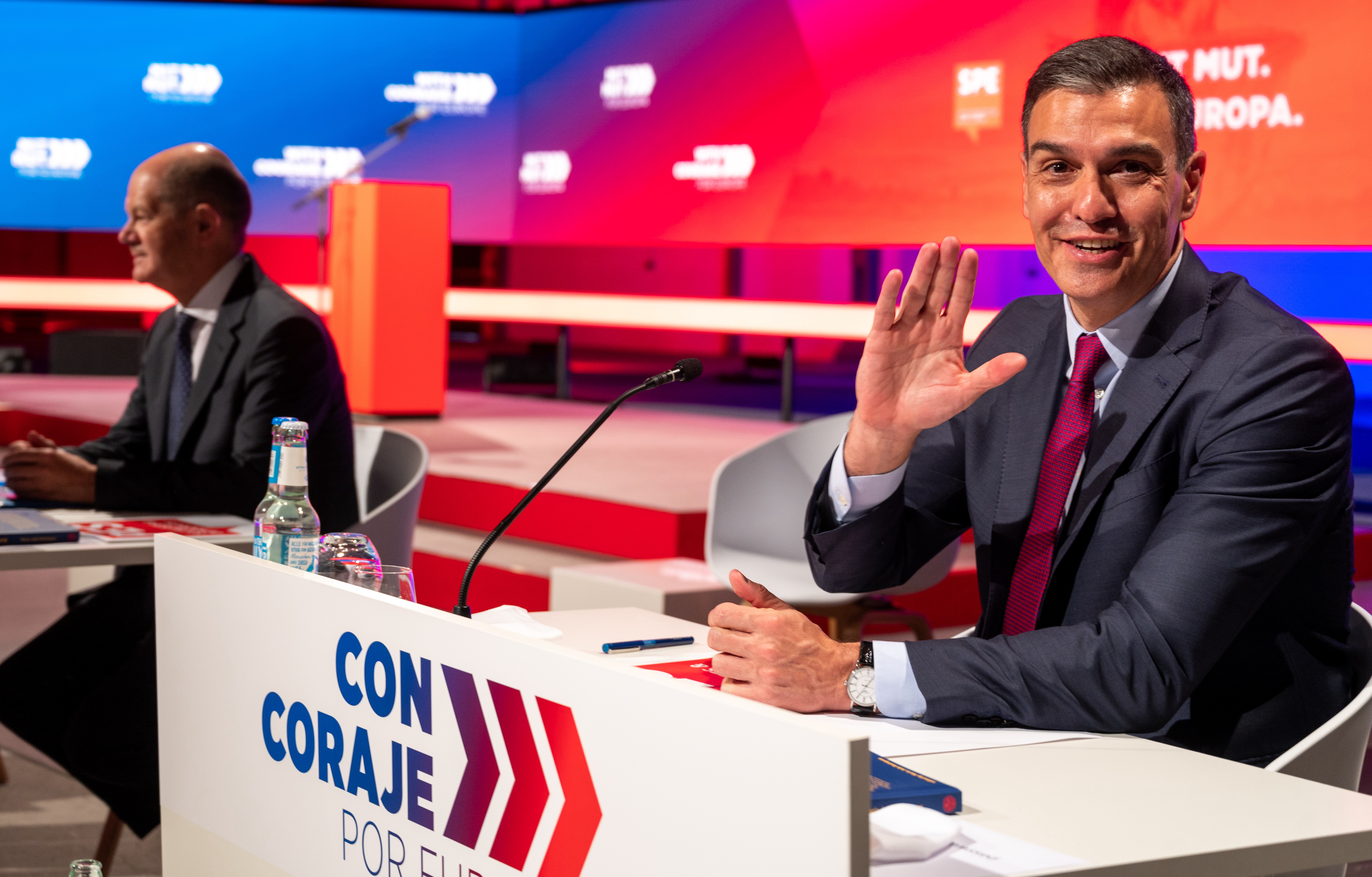 Pedro Sánchez y Olaf Scholz en una imagen de archivo. EP