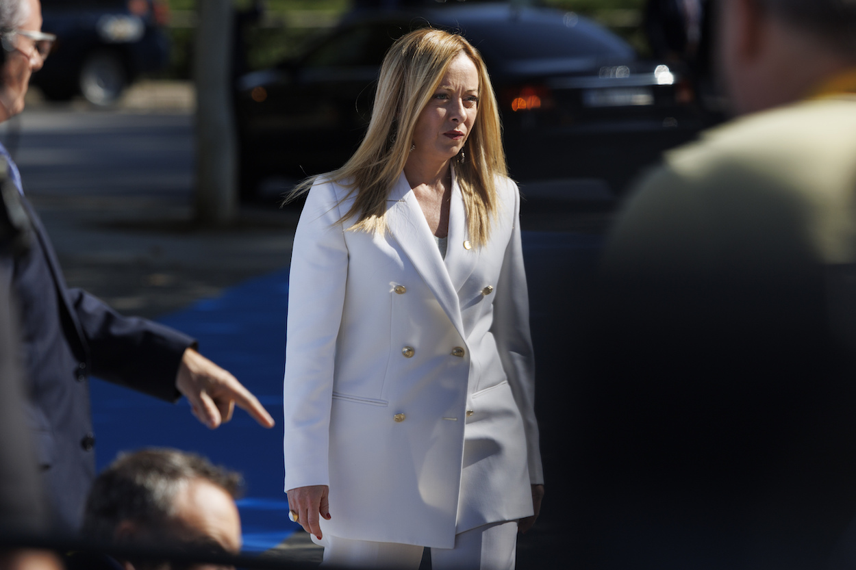 La presidenta de Italia, Giorgia Meloni, a su llegada al Palacio de Congresos de Granada para participar en la cumbre de la Comunidad Política Europea (CPE), a 5 de octubre de 2023. EP