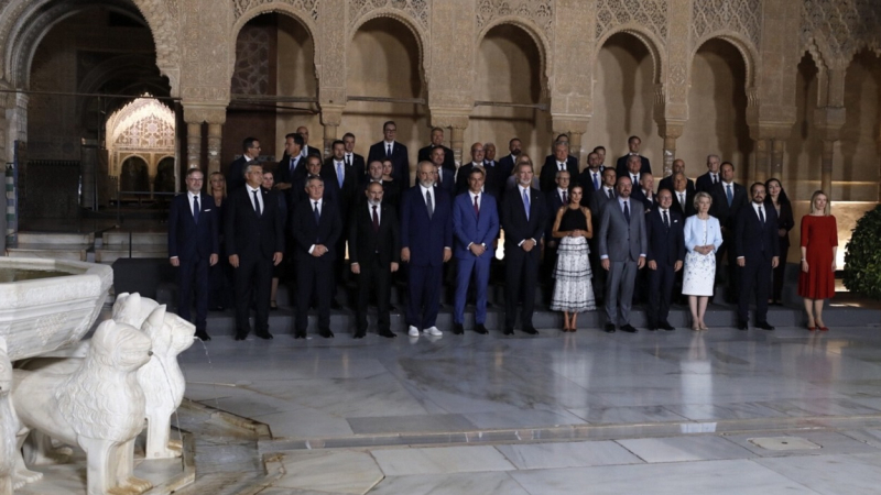 Foto de familia en la Cumbre Europea en Granada. EP