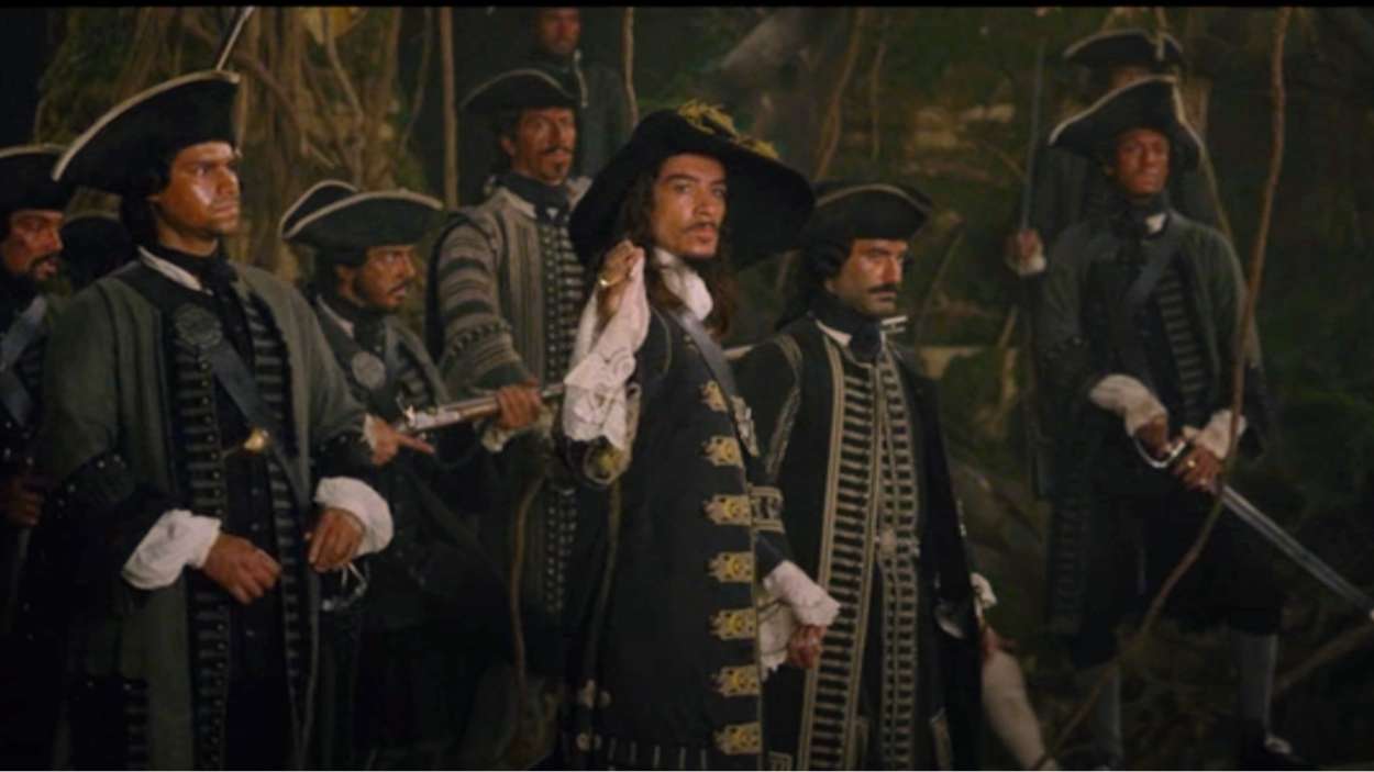 El actor Óscar Jaenada en una escena de "Piratas del Caribe: en mareas misteriosas"