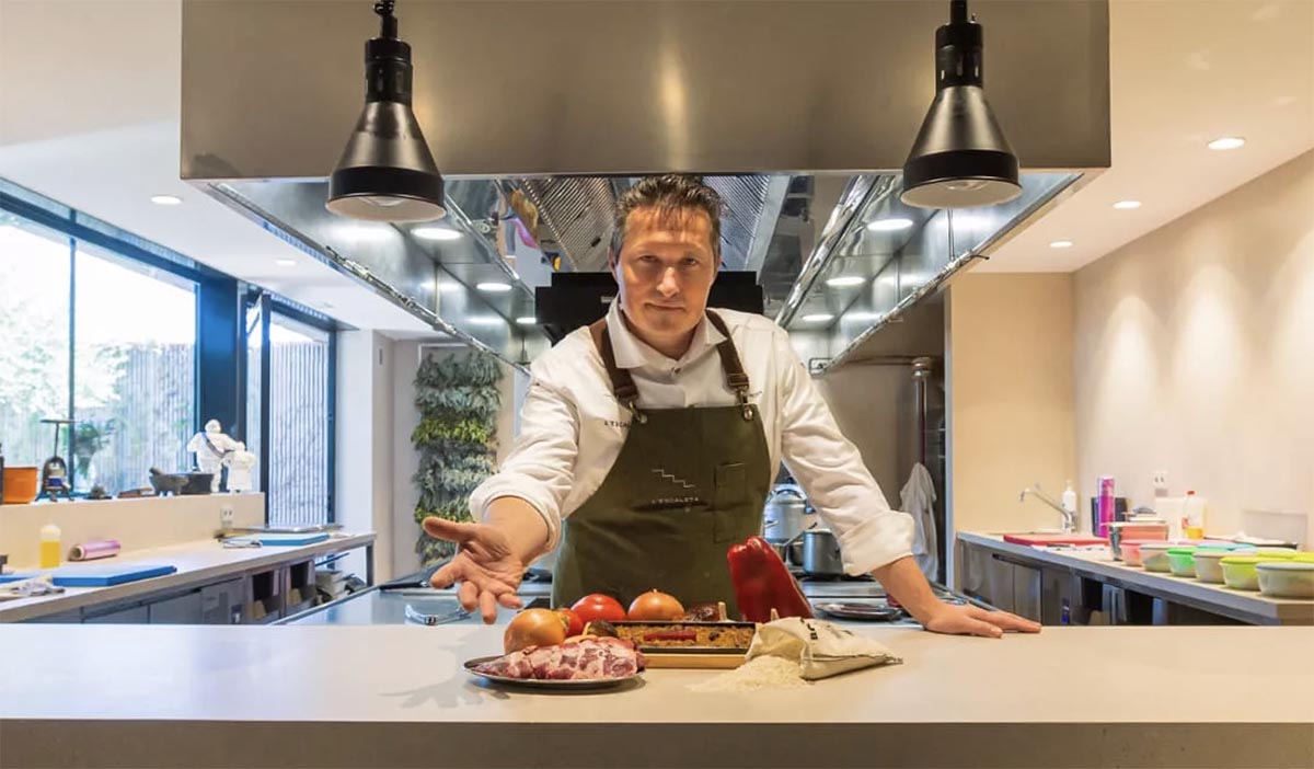 Kiko Moya es el chef del restaurante L'Escaleta