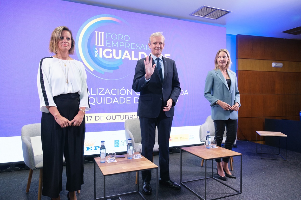 Alfonso Rueda, presidente gallego, hoy en Vigo durante su participación en un acto sobre igualdad (Foto: Xunta de Galicia).