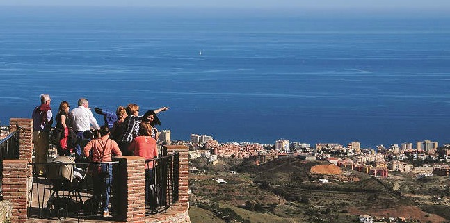 Escándalo a la vista: la Justicia investiga "sospechosos" embargos de casas en Mijas