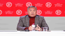 El presidente del Comité Técnico de Árbitros, Luis Medina Cantalejo, en rueda de prensa en la sede de la RFEF. EP