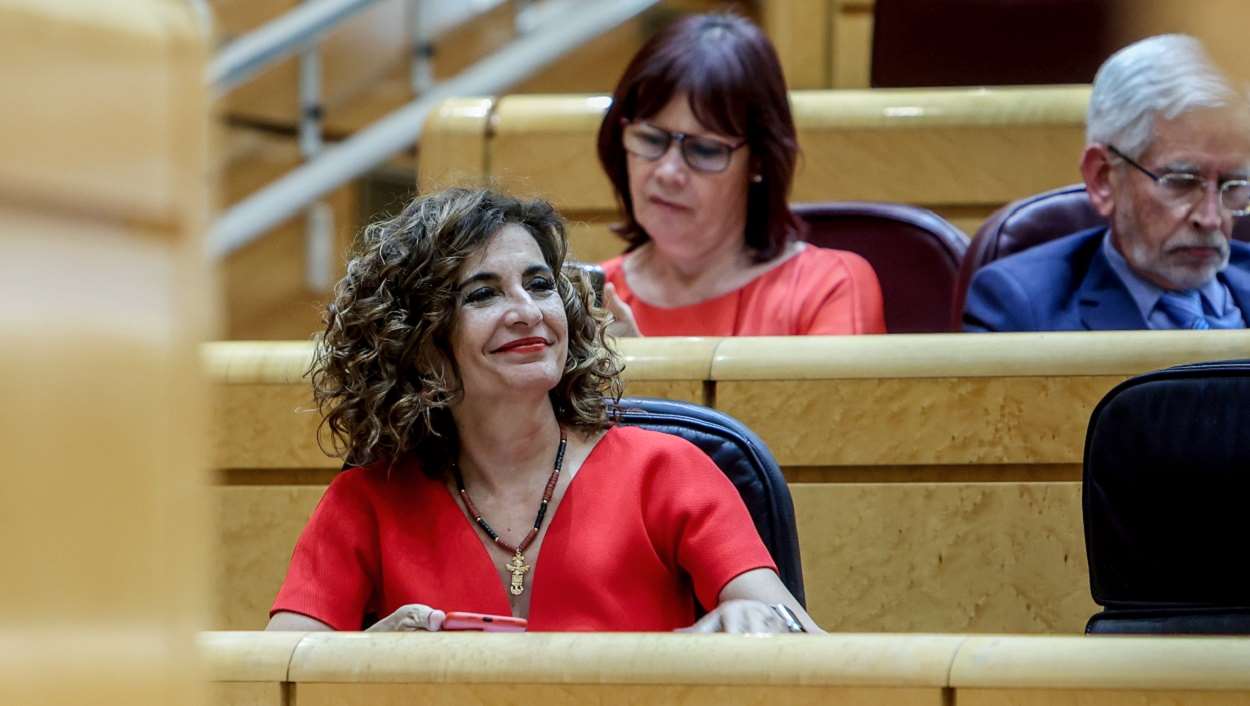 María Jesús Montero, ministra del Gobierno de Hacienda, en el Senado. EP