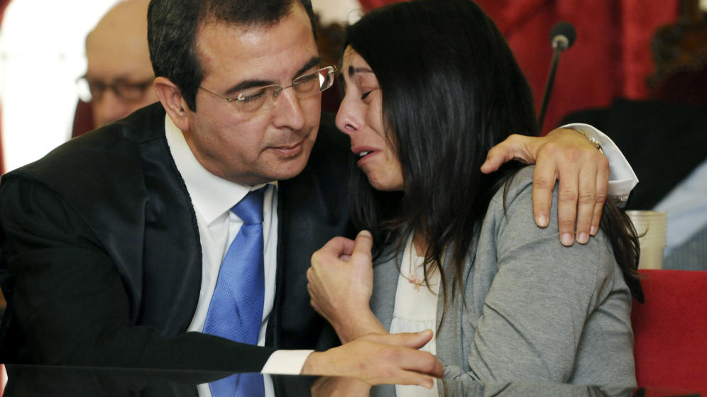 Raquel Gago y su abogado al conocer la sentencia