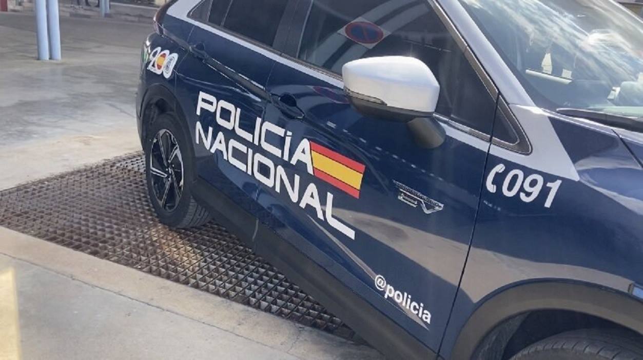 Imagen de archivo de un coche de la Policía Nacional. EP