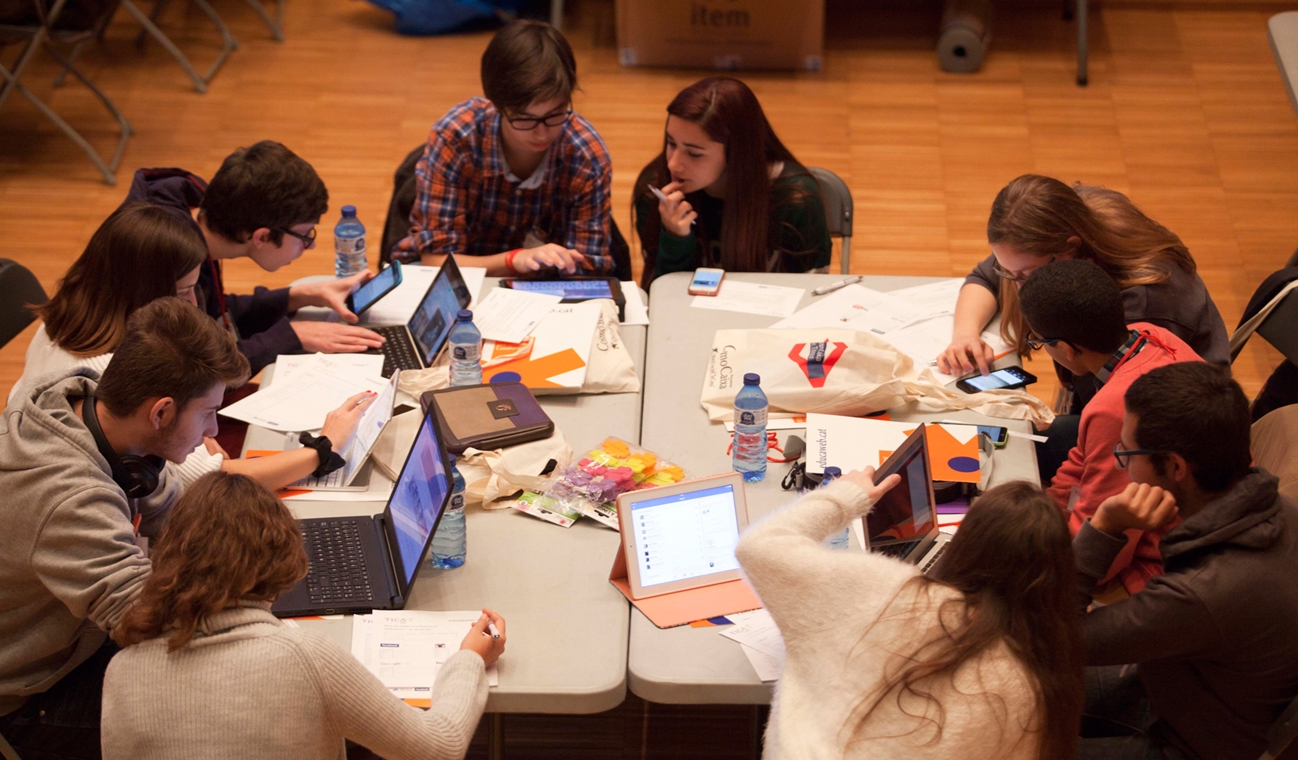 En este proyecto pionero han participado medio centenar de estudiantes.