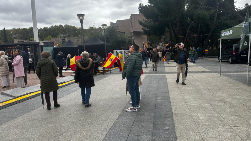 Foto 3: Vox toca fondo: fracaso absoluto de la manifestación promovida por Abascal contra Sánchez y la amnistía. 