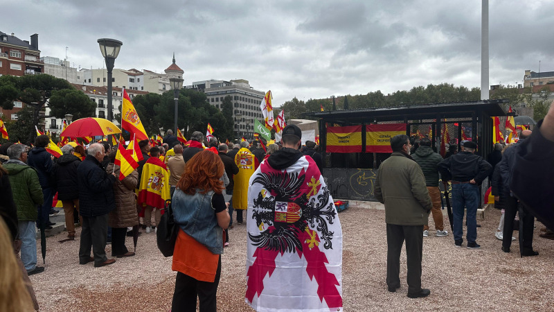 Foto 6: Vox toca fondo: fracaso absoluto de la manifestación promovida por Abascal contra Sánchez y la amnistía. 