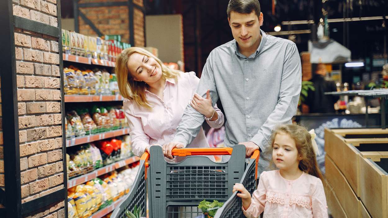 Estos son los supermercados que abren este 1 de noviembre