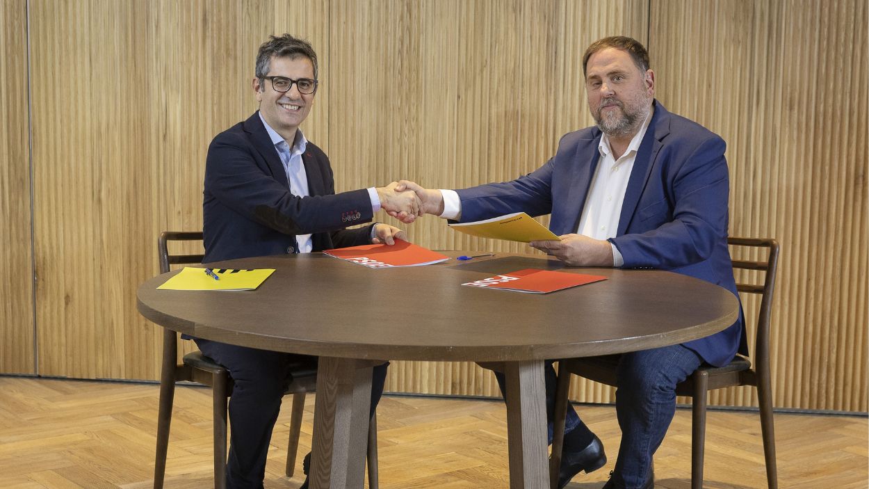 Oriol Junqueras y Félix Bolaños pactan el acuerdo entre PSOE y ERC en Barcelona. EP.