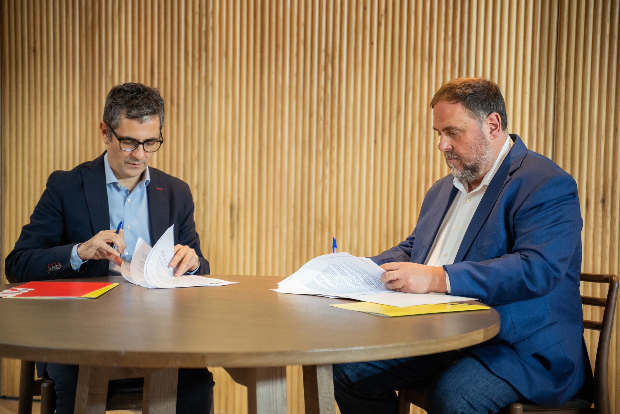 Félix Bolaños junto a Oriol Junqueras. EP