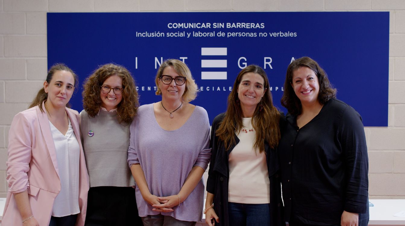 Las participantes en el foro 'Comunicar sin barreras' reivindicaron la importancia de sistemas de Comunicación Aumentativa y Alternativa (CAA) para la inclusión laboral de personas con graves disfunciones de habla o lenguaje