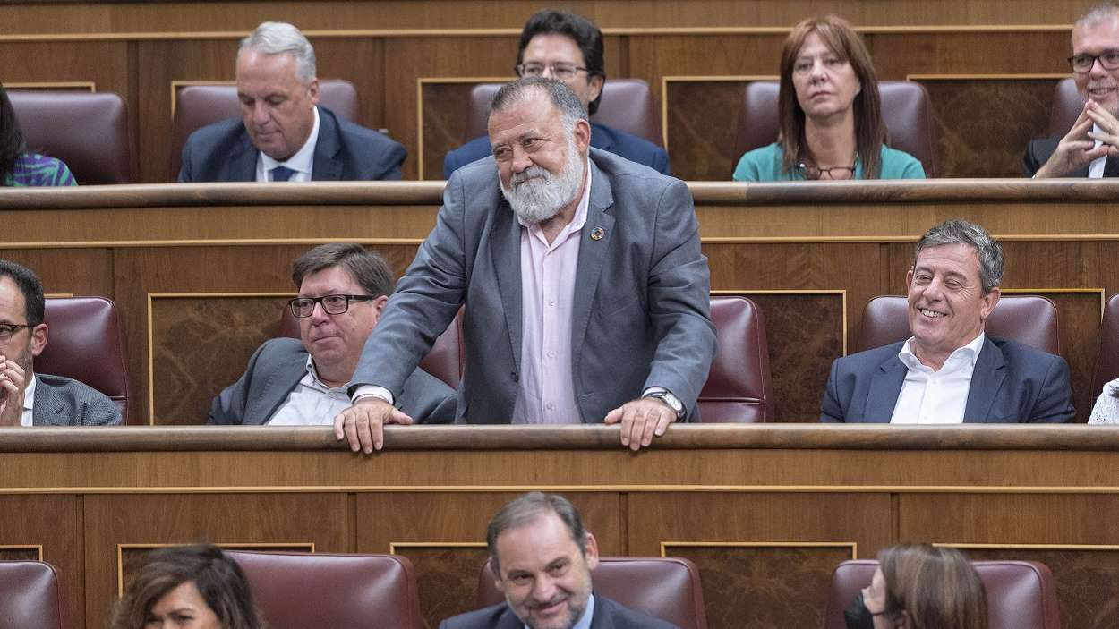 El Congreso fija una regla para cuando los diputados se equivocan a viva voz. Herminio Rufino Sancho (PSOE). EP