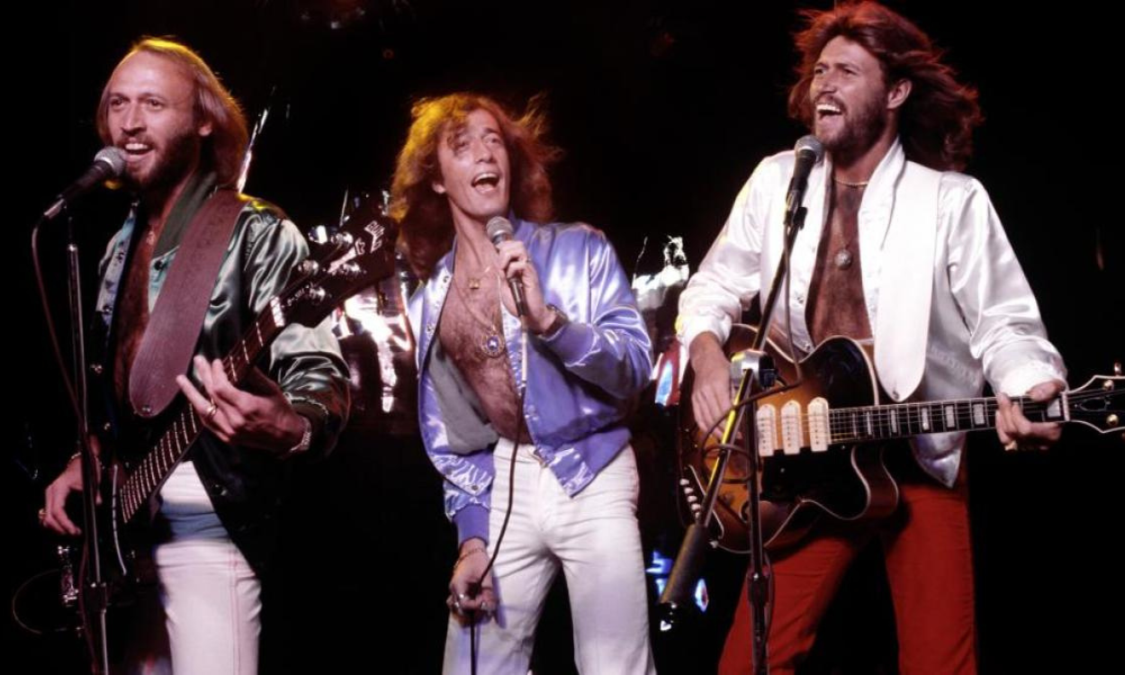 Bee Gees es el ejemplo perfecto de que la unión hace la fuerza	