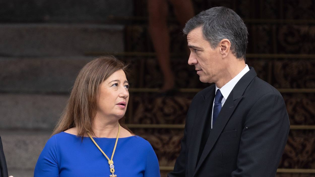 Pasos a seguir para la investidura. Francina Armengol, presidenta del Congreso, y Pedro Sánchez, presidente del Gobierno. EP