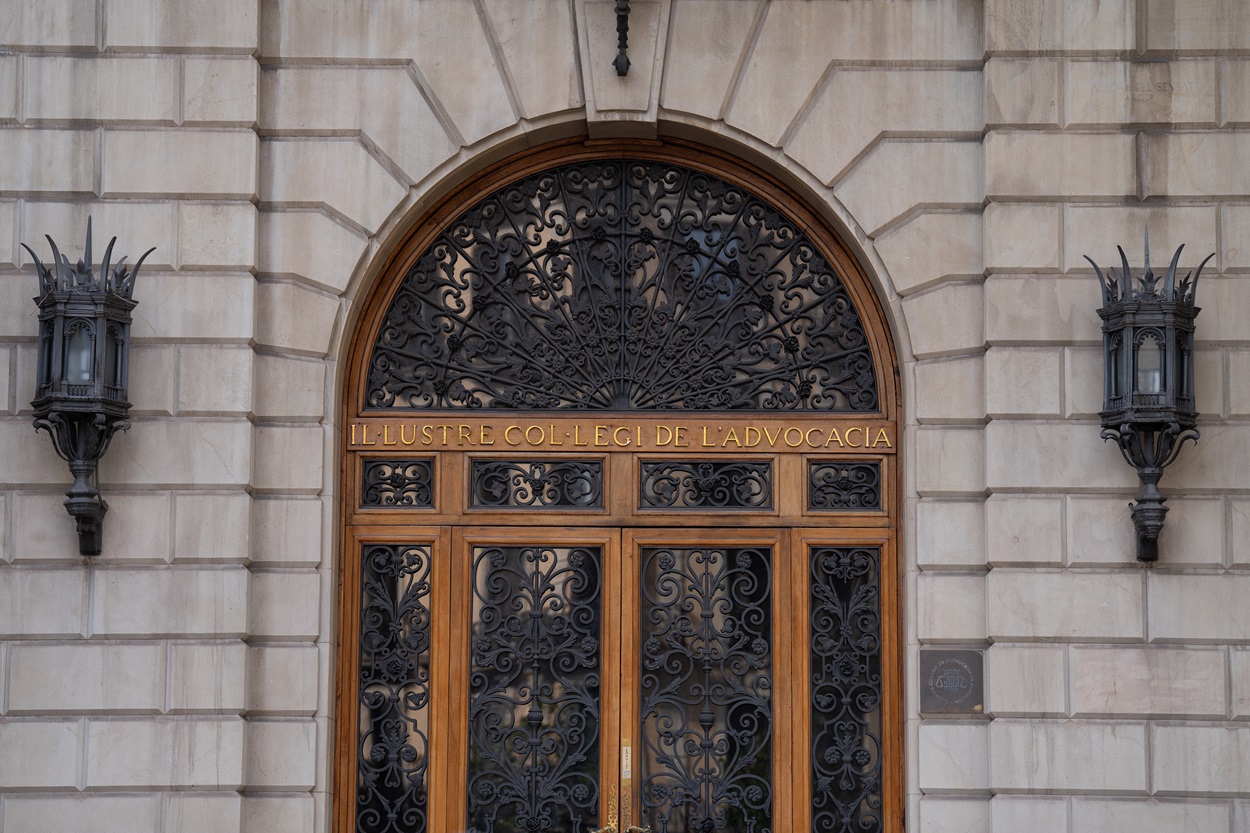 Entrada del Ilustre Colegio de la Abogacía de Barcelona (ICAB). EP.